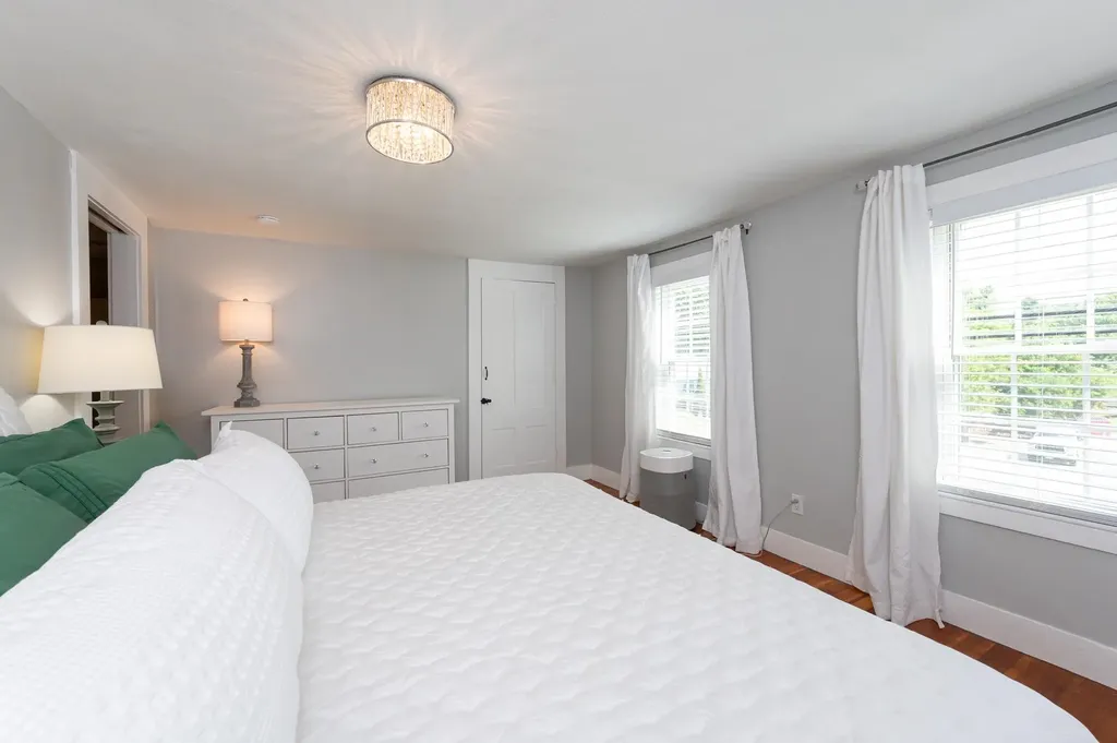 62 Epping Road Exeter NH 03833