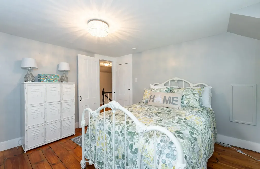 62 Epping Road Exeter NH 03833