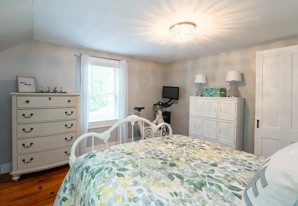 62 Epping Road Exeter NH 03833