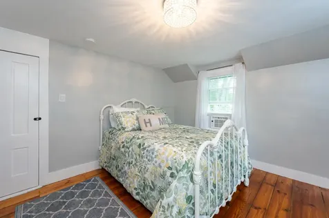 62 Epping Road Exeter NH 03833