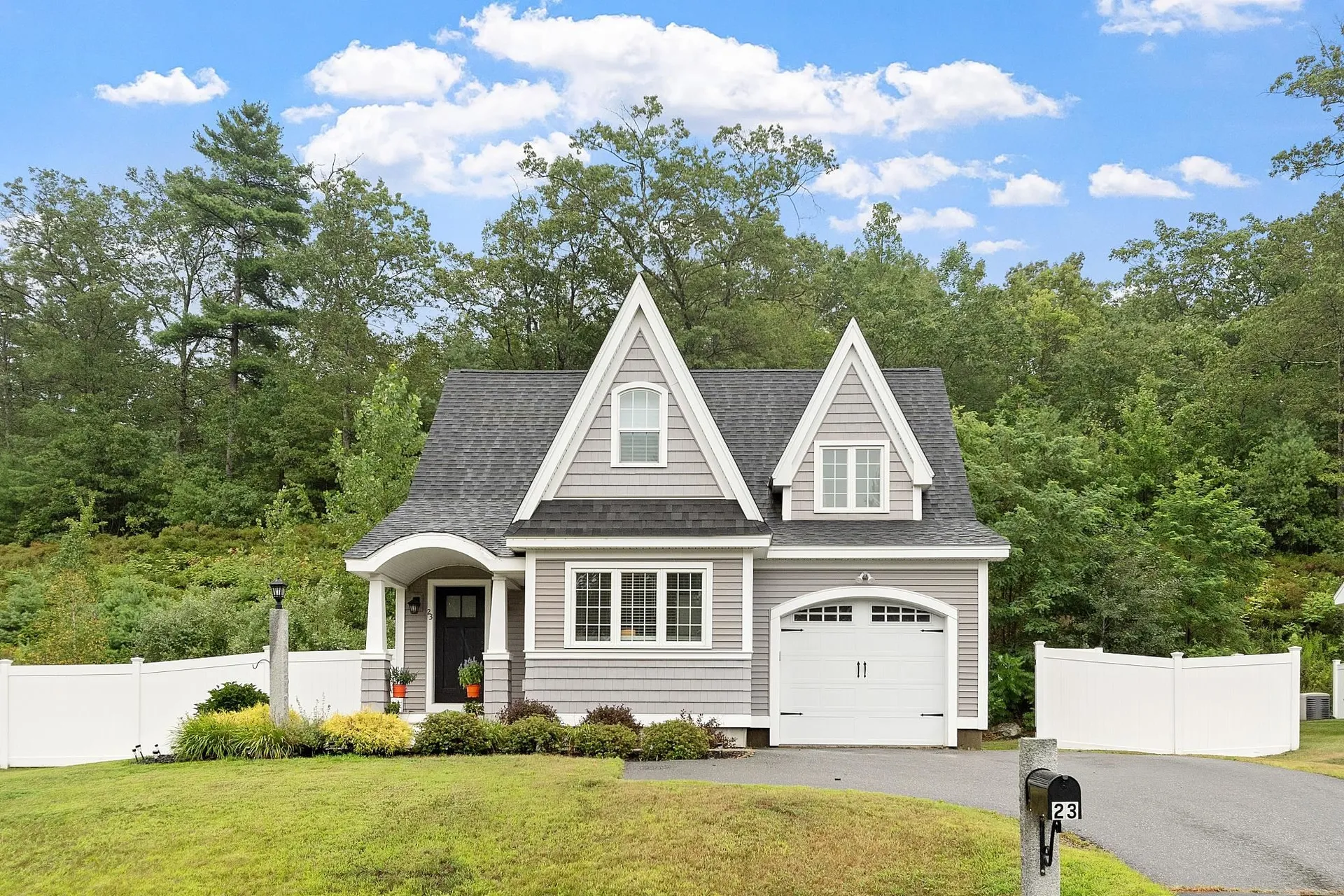 23 Calla Road Londonderry NH 03053