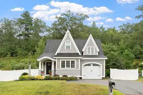 23 Calla Road Londonderry NH 03053