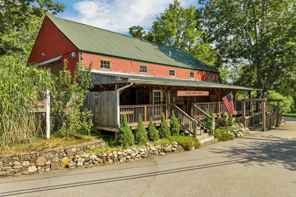 288 N. River Road Epping NH 03042