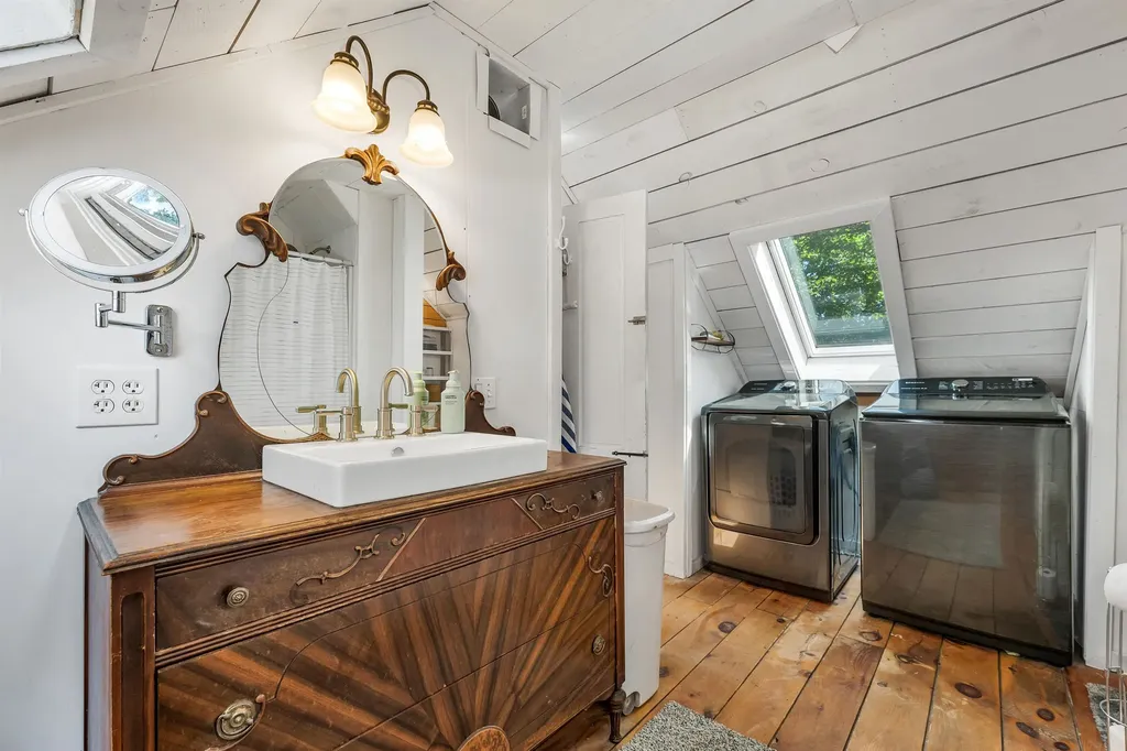 288 N. River Road Epping NH 03042