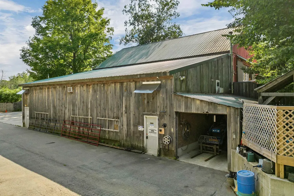 288 N. River Road Epping NH 03042