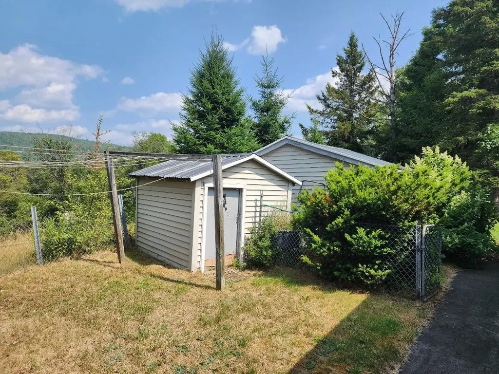 180 Jericho Road Berlin NH 03570