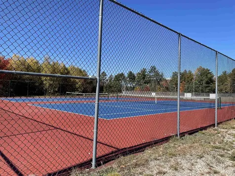 40 Logan Way Ossipee NH 03890