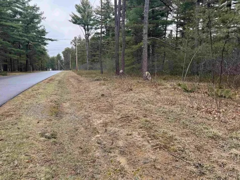 40 Logan Way Ossipee NH 03890