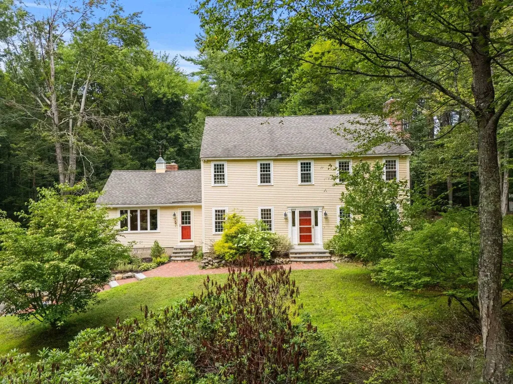 6 Winterberry Drive Amherst NH 03031