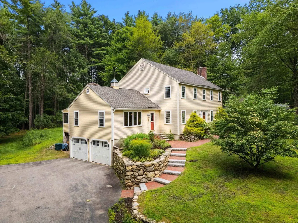 6 Winterberry Drive Amherst NH 03031