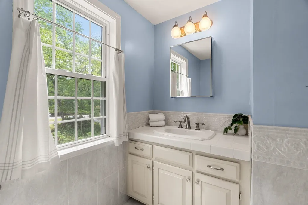 6 Winterberry Drive Amherst NH 03031