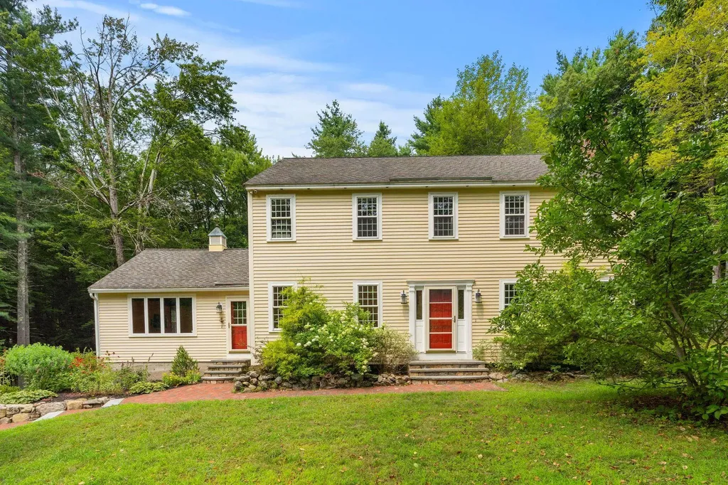 6 Winterberry Drive Amherst NH 03031