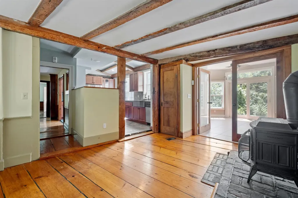 329 Kearsarge Mountain Road Warner NH 03278