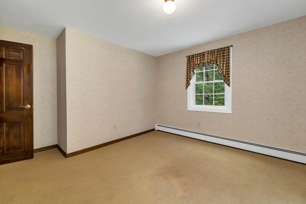15 Sprucewood Drive Gilford NH 03249