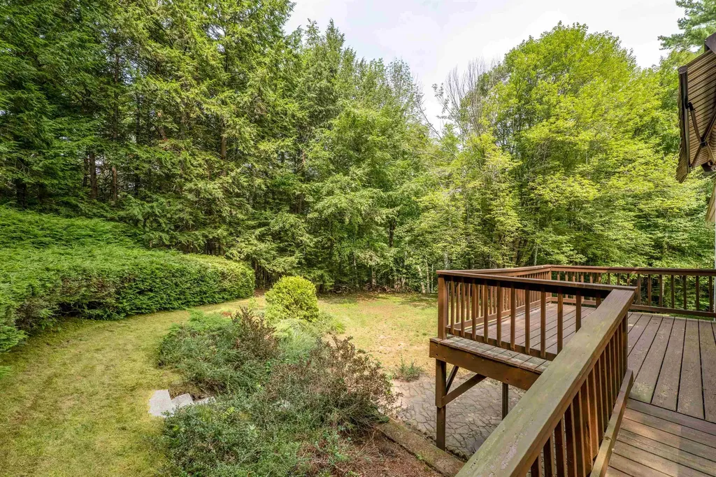 15 Sprucewood Drive Gilford NH 03249