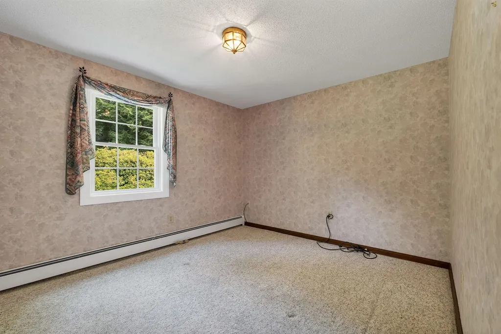 15 Sprucewood Drive Gilford NH 03249