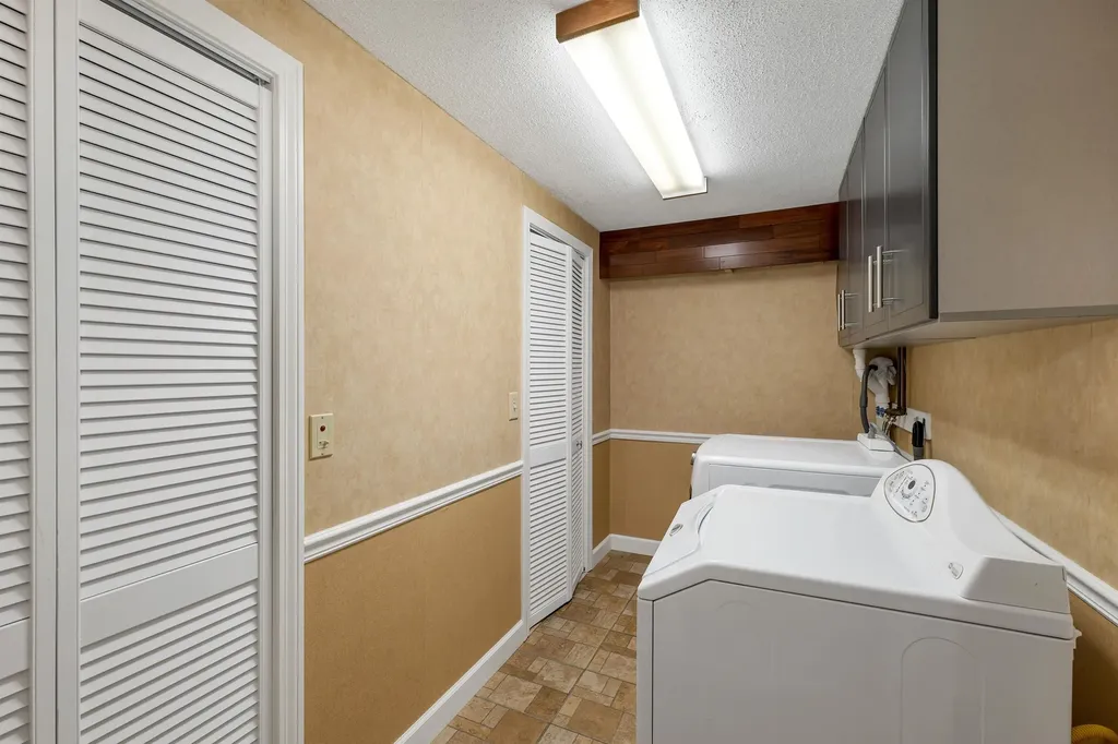 15 Sprucewood Drive Gilford NH 03249