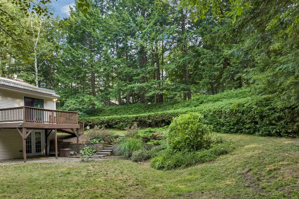 15 Sprucewood Drive Gilford NH 03249