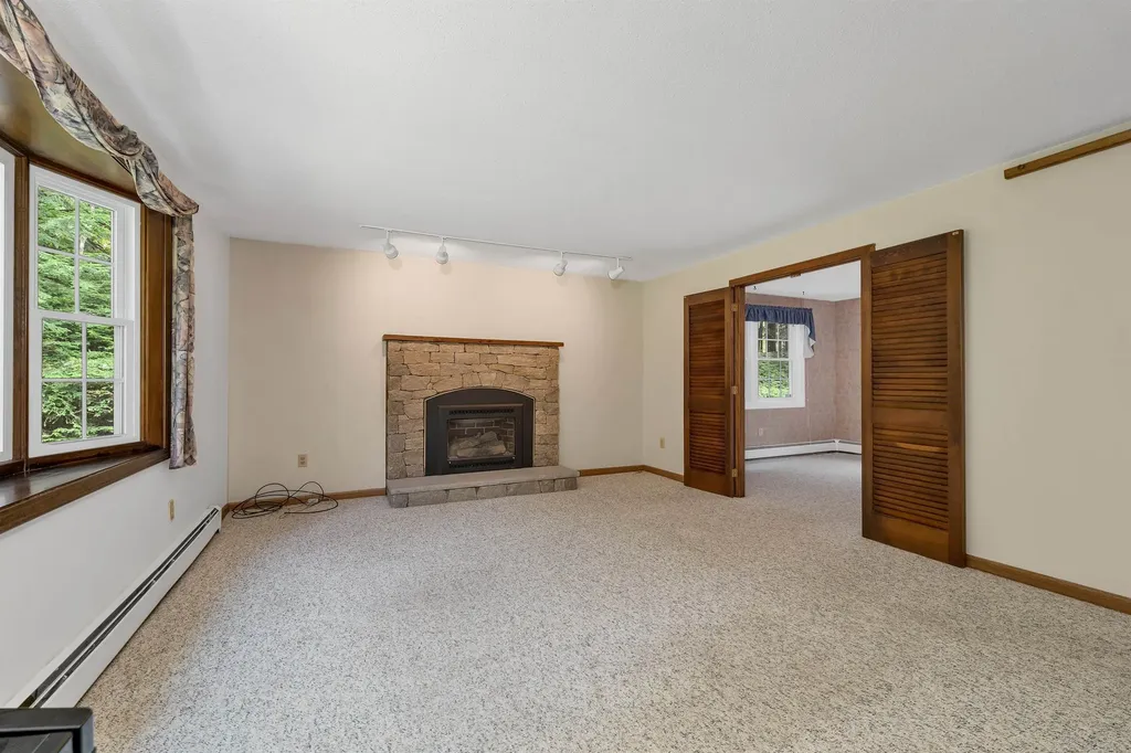 15 Sprucewood Drive Gilford NH 03249