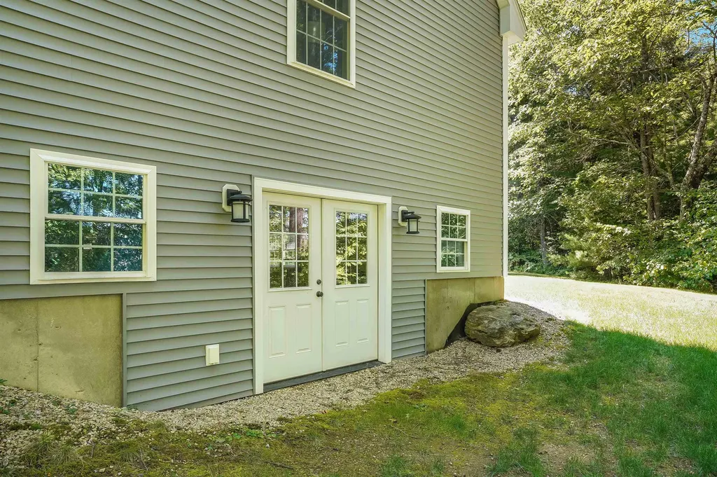 3 Victoria Ridge Amherst NH 03031
