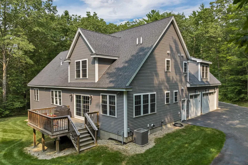 3 Victoria Ridge Amherst NH 03031