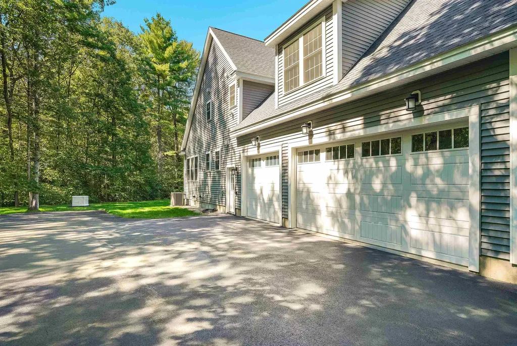 3 Victoria Ridge Amherst NH 03031