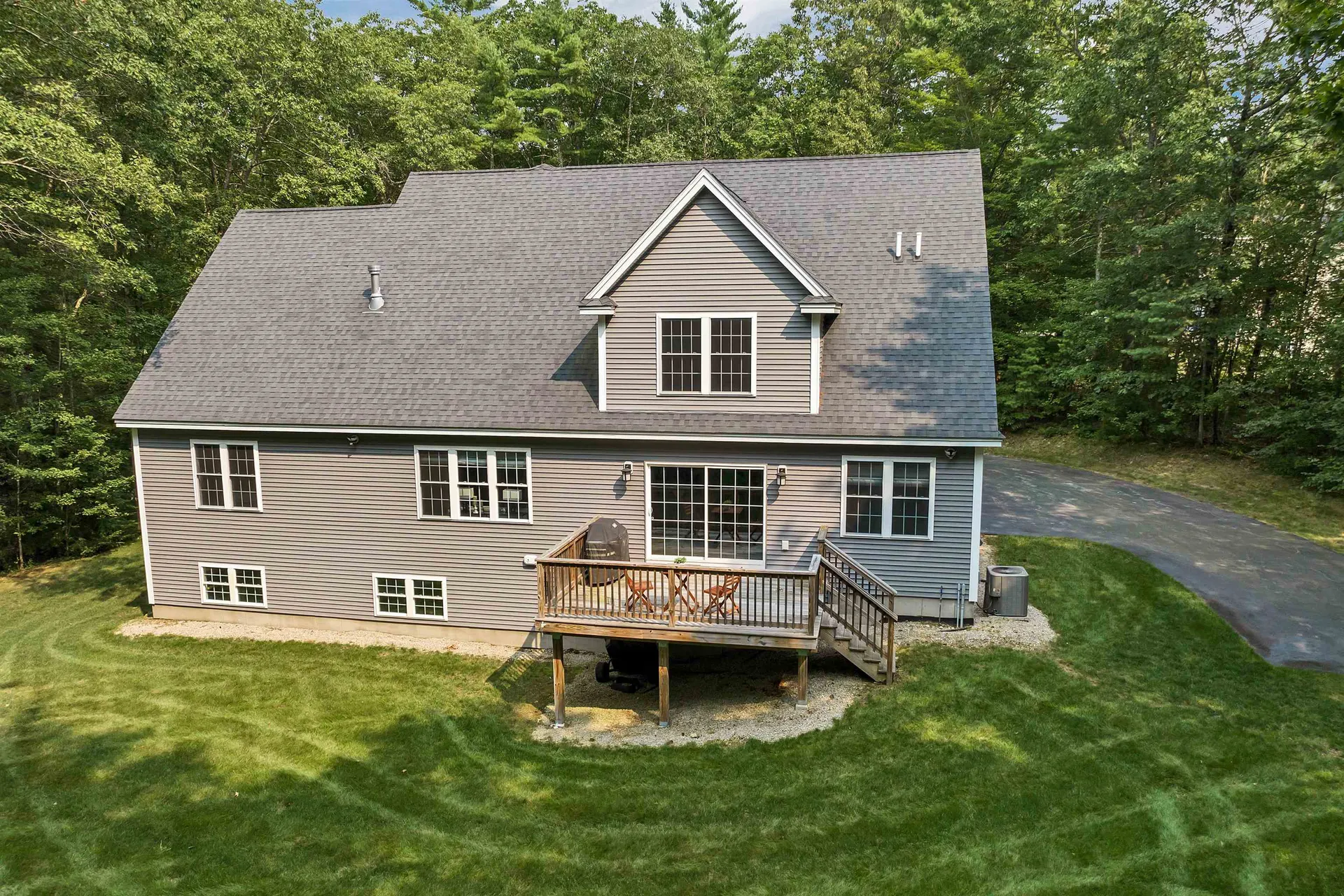 3 Victoria Ridge Amherst NH 03031