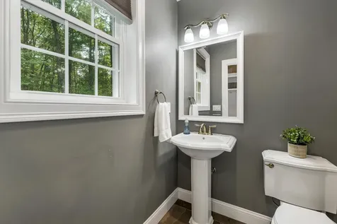 3 Victoria Ridge Amherst NH 03031