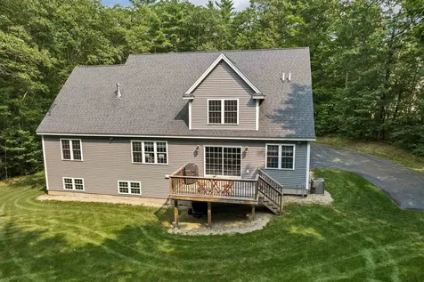3 Victoria Ridge Amherst NH 03031