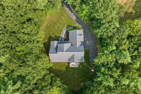 3 Victoria Ridge Amherst NH 03031