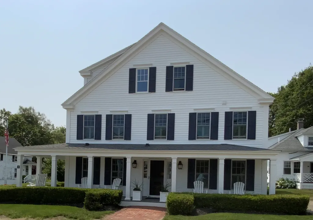 32 Cable Road Rye NH 03870