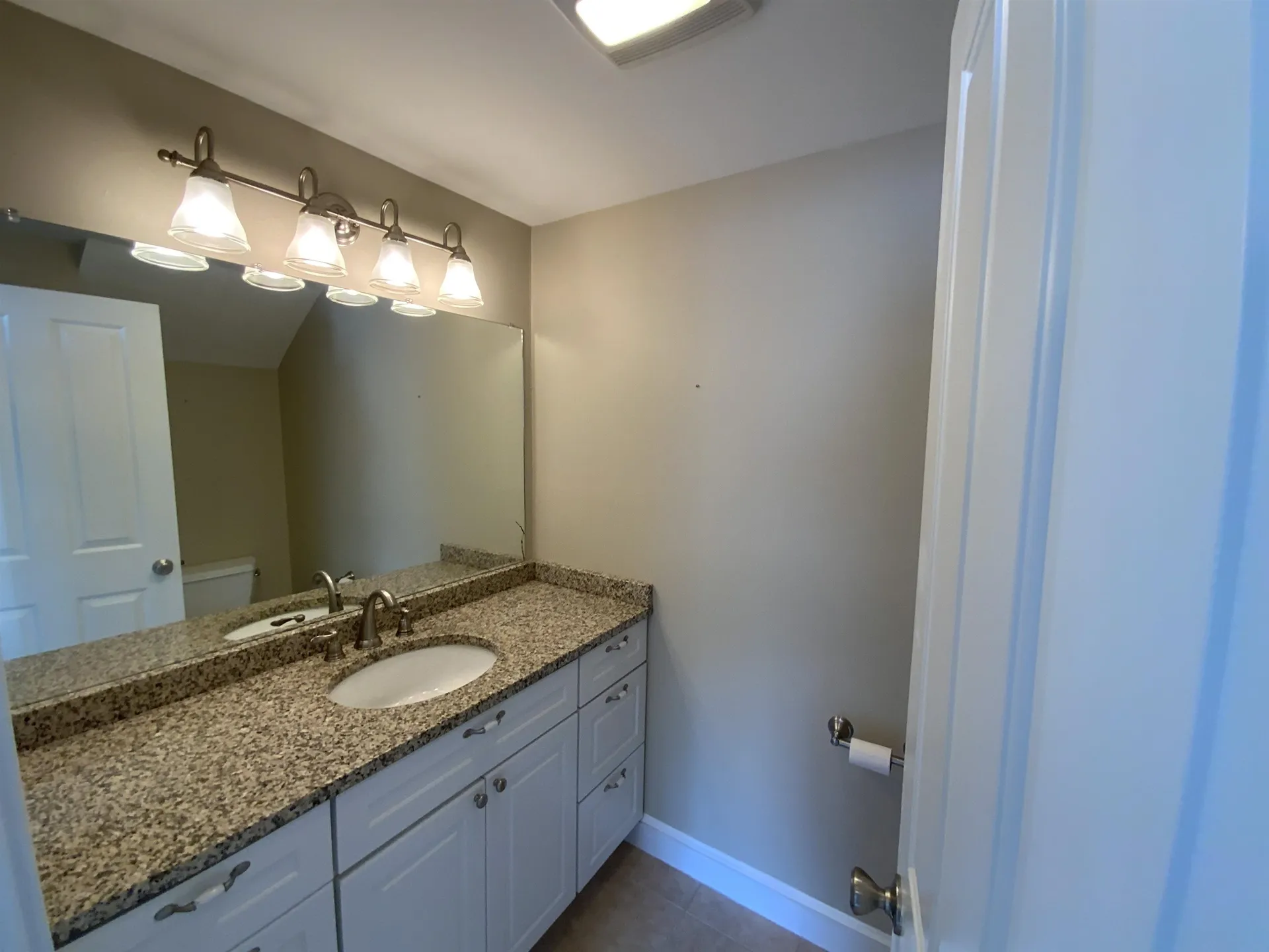 32 Cable Road Rye NH 03870