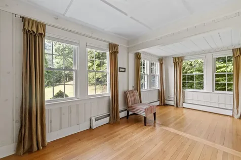 186 Main Street Hopkinton NH 03229