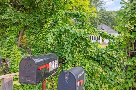 186 Main Street Hopkinton NH 03229