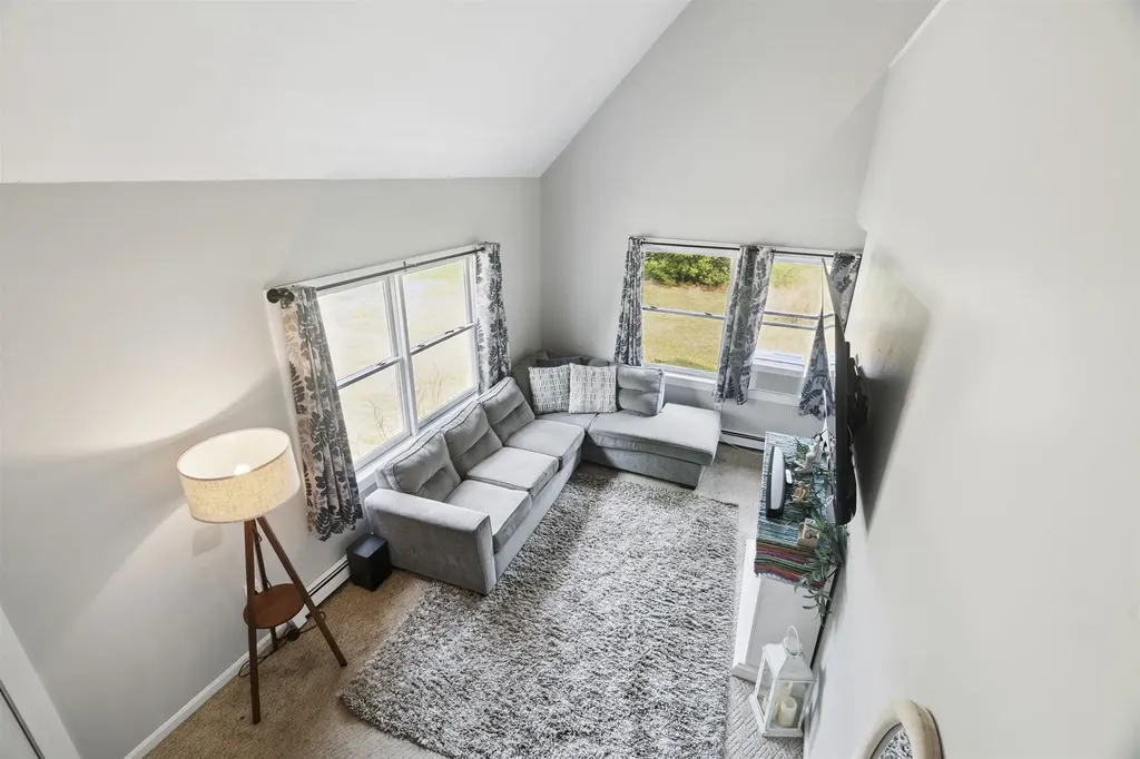 25 Clearwater Place Laconia NH 03246