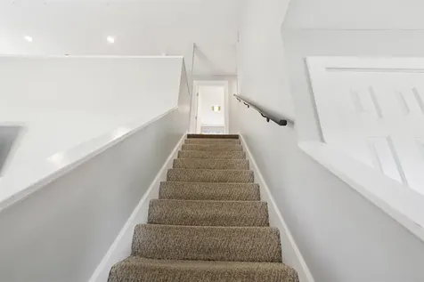 25 Clearwater Place Laconia NH 03246