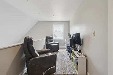 25 Clearwater Place Laconia NH 03246