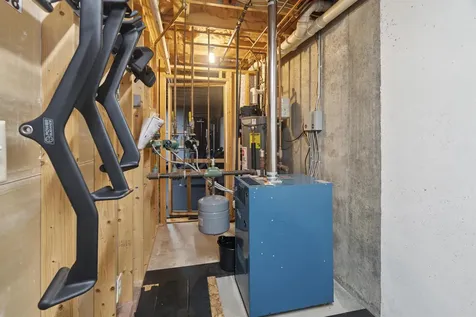 25 Clearwater Place Laconia NH 03246