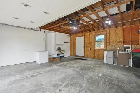 25 Clearwater Place Laconia NH 03246