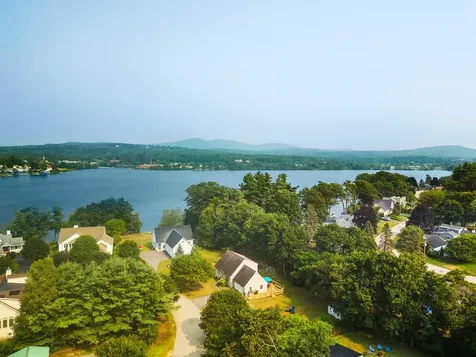 25 Clearwater Place Laconia NH 03246