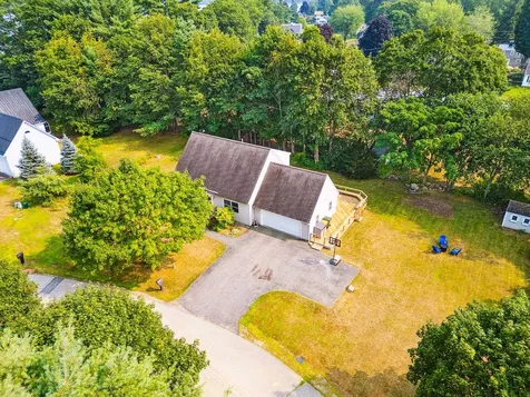 25 Clearwater Place Laconia NH 03246