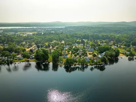 25 Clearwater Place Laconia NH 03246