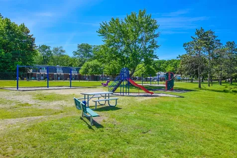 25 Clearwater Place Laconia NH 03246