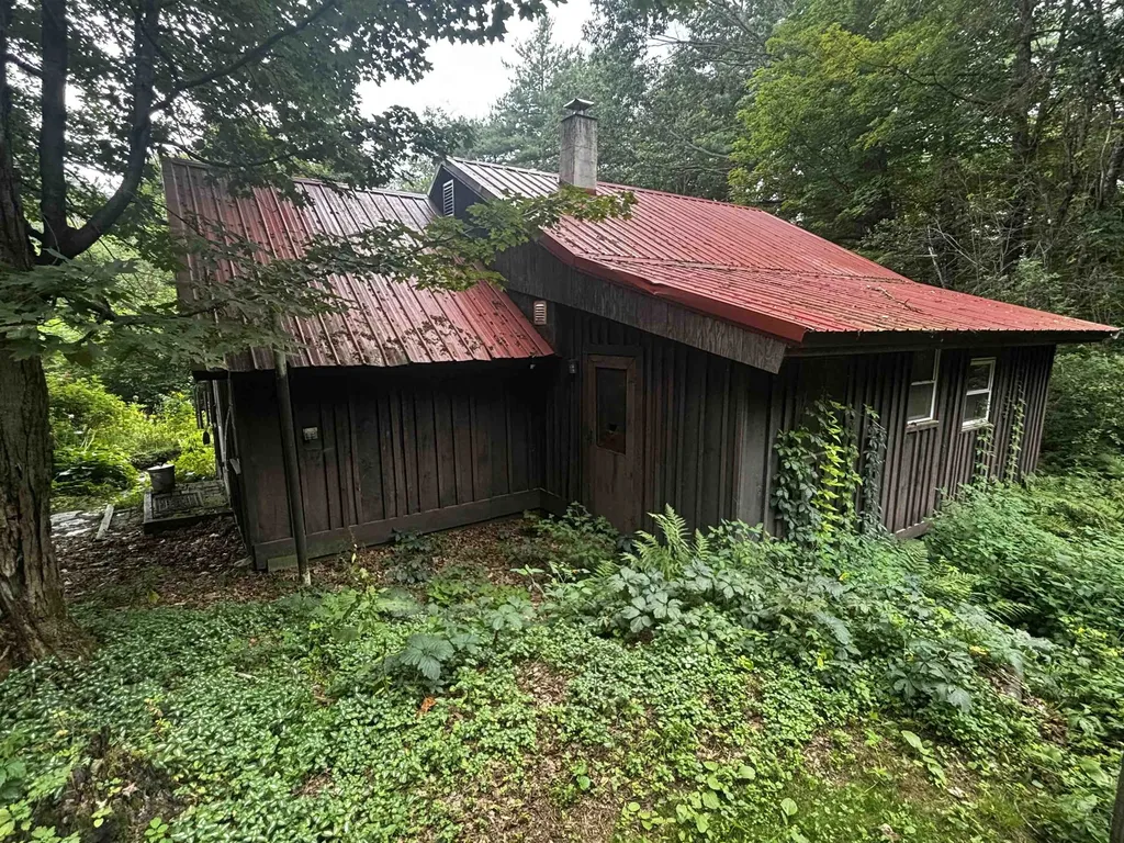 83 Johnnycake Road Westmoreland NH 03467