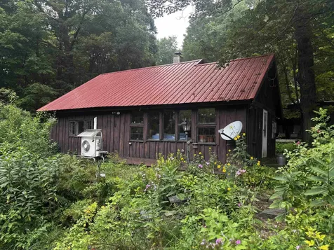 83 Johnnycake Road Westmoreland NH 03467