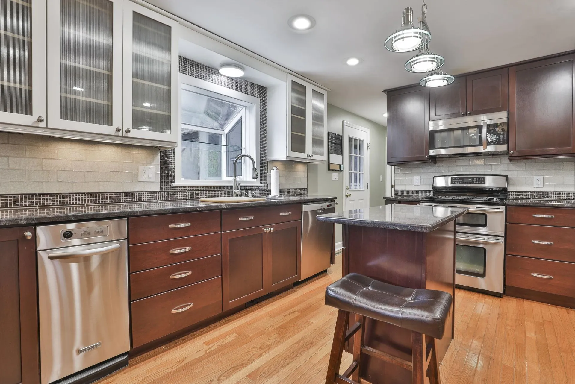 22 Cathedral Circle Nashua NH 03063