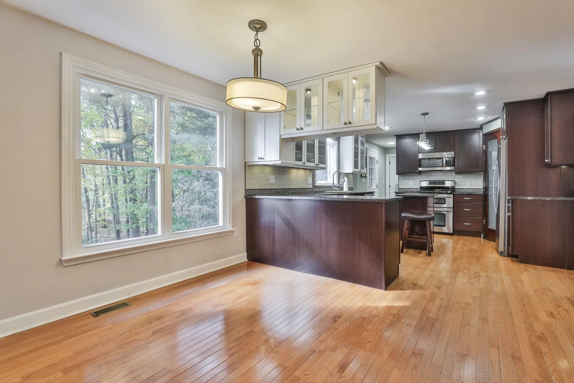 22 Cathedral Circle Nashua NH 03063