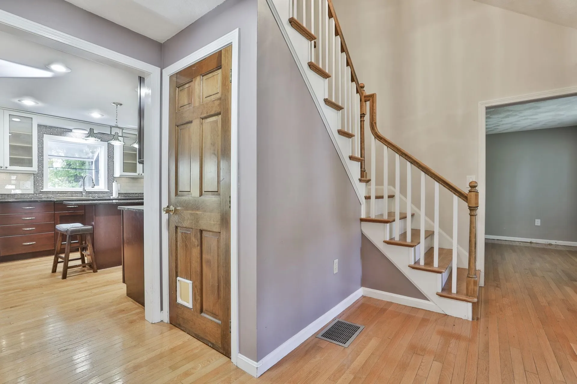 22 Cathedral Circle Nashua NH 03063