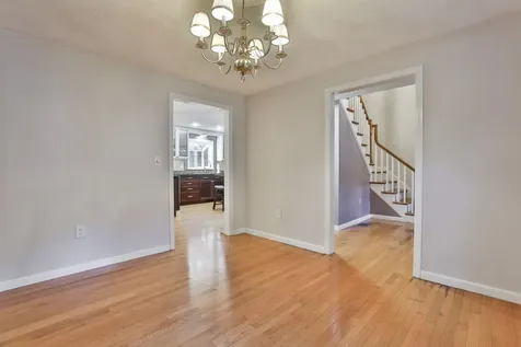 22 Cathedral Circle Nashua NH 03063