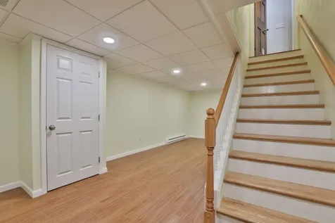 22 Cathedral Circle Nashua NH 03063